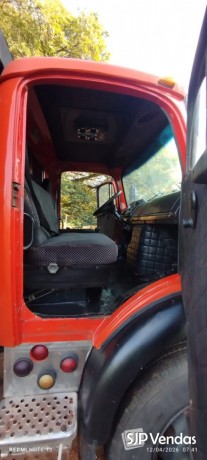 caminhao-mercedes-1113-boiadeoro-big-2