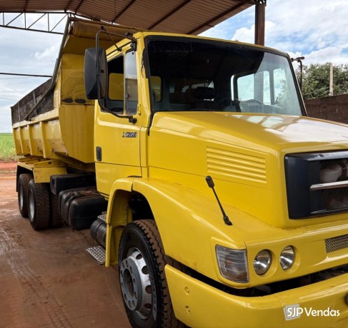 caminhao-cacamba-basculante-mercedes-1620-big-1