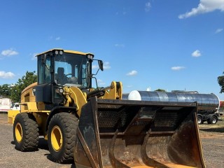 Pá carregadeira Caterpillar 938k