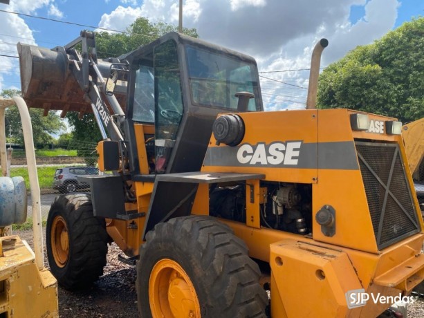 pa-carregadeira-case-w20-big-2
