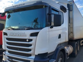 Scania R-440 ano 2014