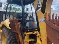retroescavadeira-caterpillar-small-2