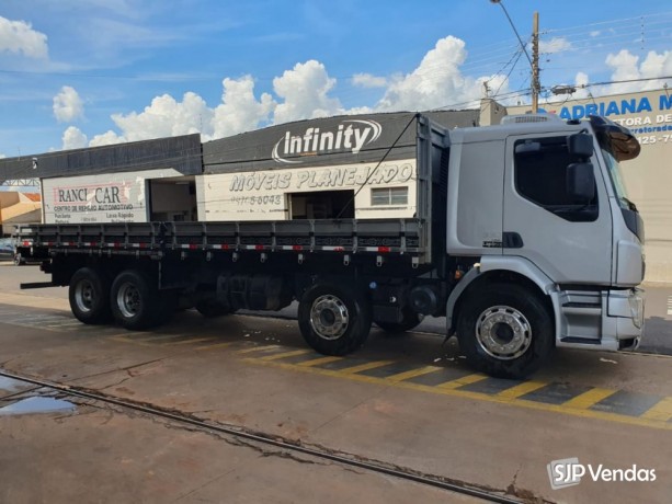 caminhao-volvo-vm-330-bitruck-big-2
