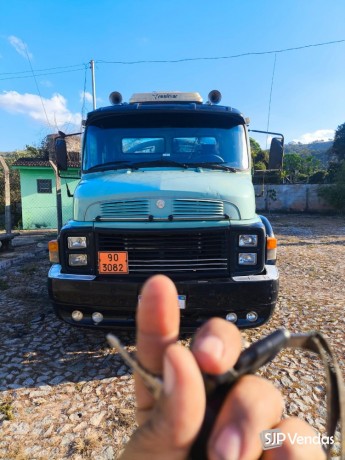 caminhao-mercedes-1518-ano-88-truck-no-tanque-de-combustivel-big-3
