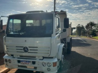 Caminhão Mercedes-Benz 1720 Ano 1999 Trucado na Caçamba Basculante À Venda