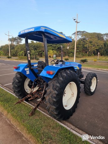 trator-new-holland-tt3840-ano-2009-4x4-unico-dono-big-1