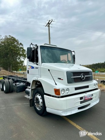 caminhao-mercedes-1620-ano-2005-no-chassis-em-bebedouro-sp-big-0