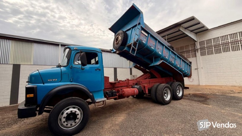 caminhao-mercedes-benz-1519-trucado-cacamba-basculante-ano-80-excelente-estado-big-7