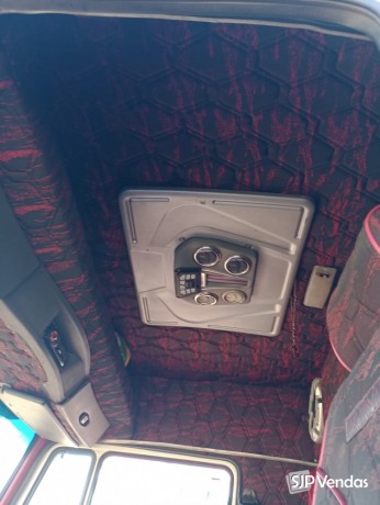 caminhao-mercedes-benz-1720-2003-trucado-bau-105m-com-ar-sao-joe-do-rio-preto-big-8