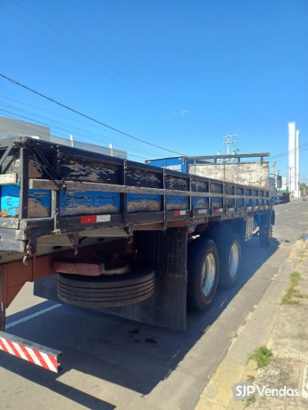caminhao-mercedes-1313-ano-78-trucado-na-carroceria-com-motor-366-big-9